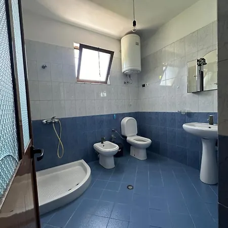 Shabani Country house